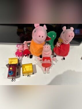 Peppa pig lot